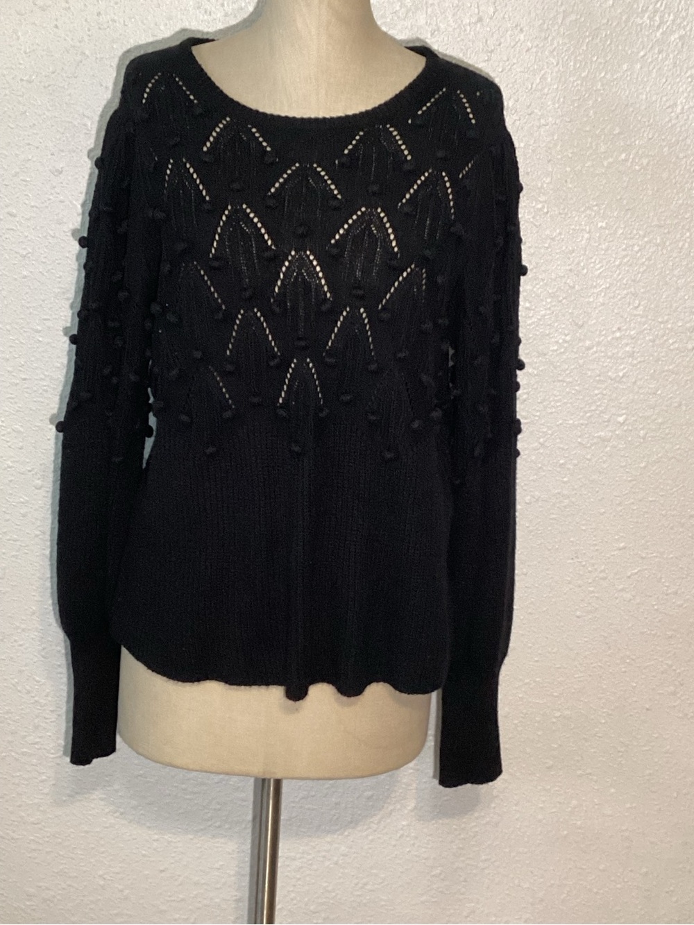 Lilly Pulitzer Neuve Black Women's Pom-Pom Knit Sweater size lXL - Picture 4 of 7